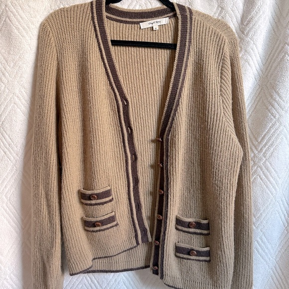 Simple Retro Jenesis Contrast Knit Cardigan - Picture 6 of 6